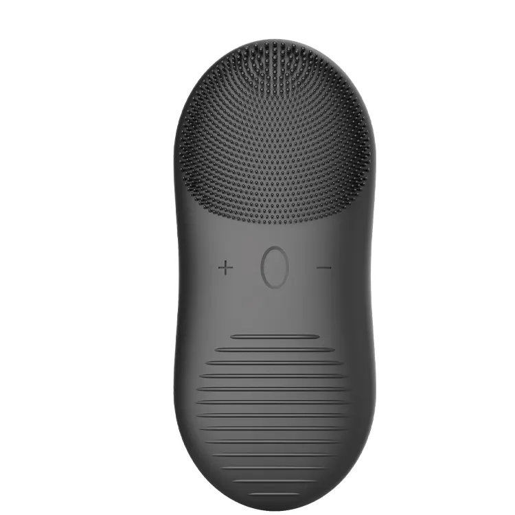 Zimurraren aurkako aurpegiko garbiketa massager beltza kentzea