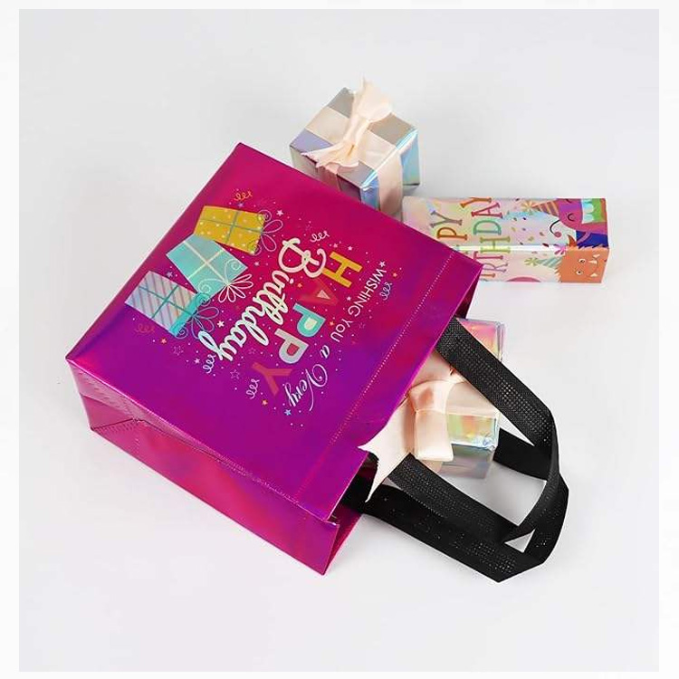 Tamaina anitzeko kolorez koordinatutako ehundu gabeko urtebetetze poltsak